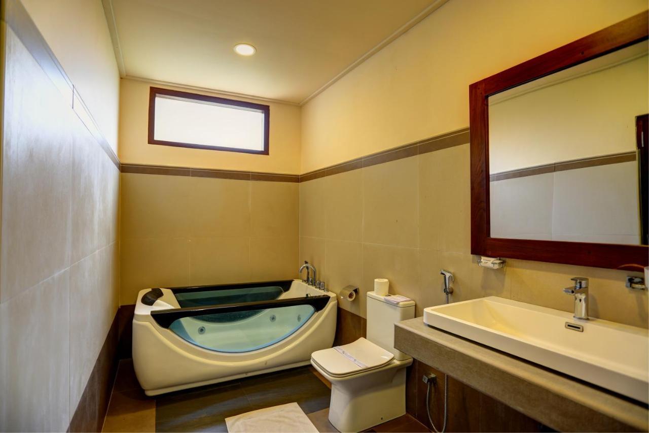 Kaveri Resort Sigirîya Extérieur photo